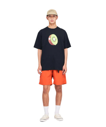 GRAMICCI Kiwi Tee vintage black