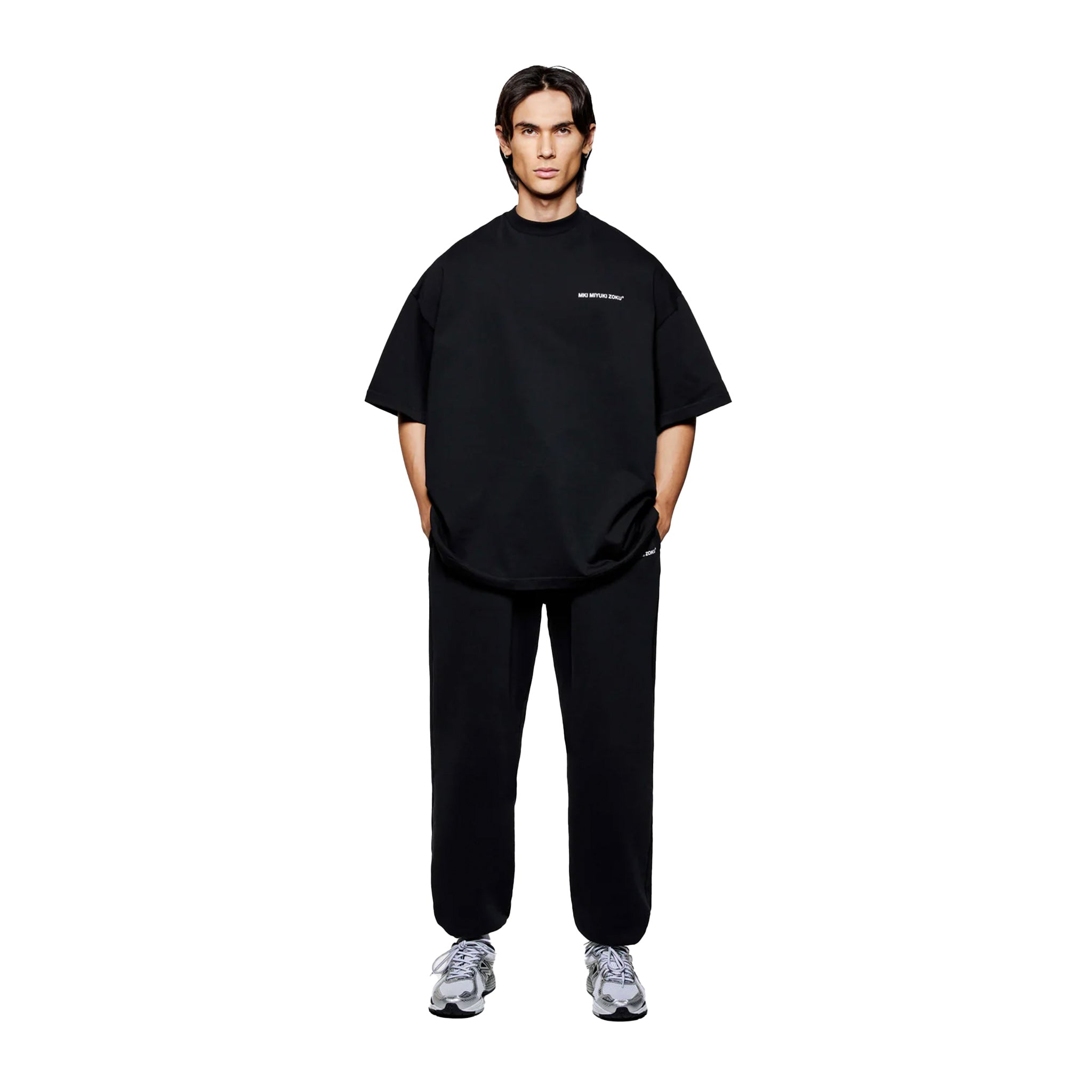 UNIFORM T-SHIRT - BLACK