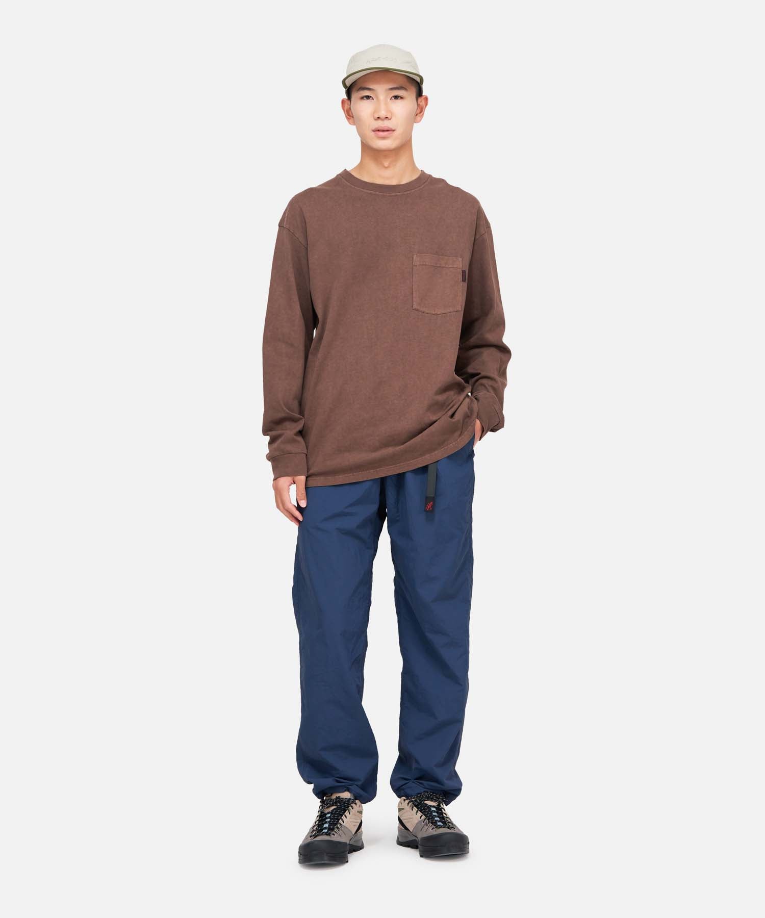 GRAMICCI L/S Pocket Tee Pigment Dyed	brown pigment