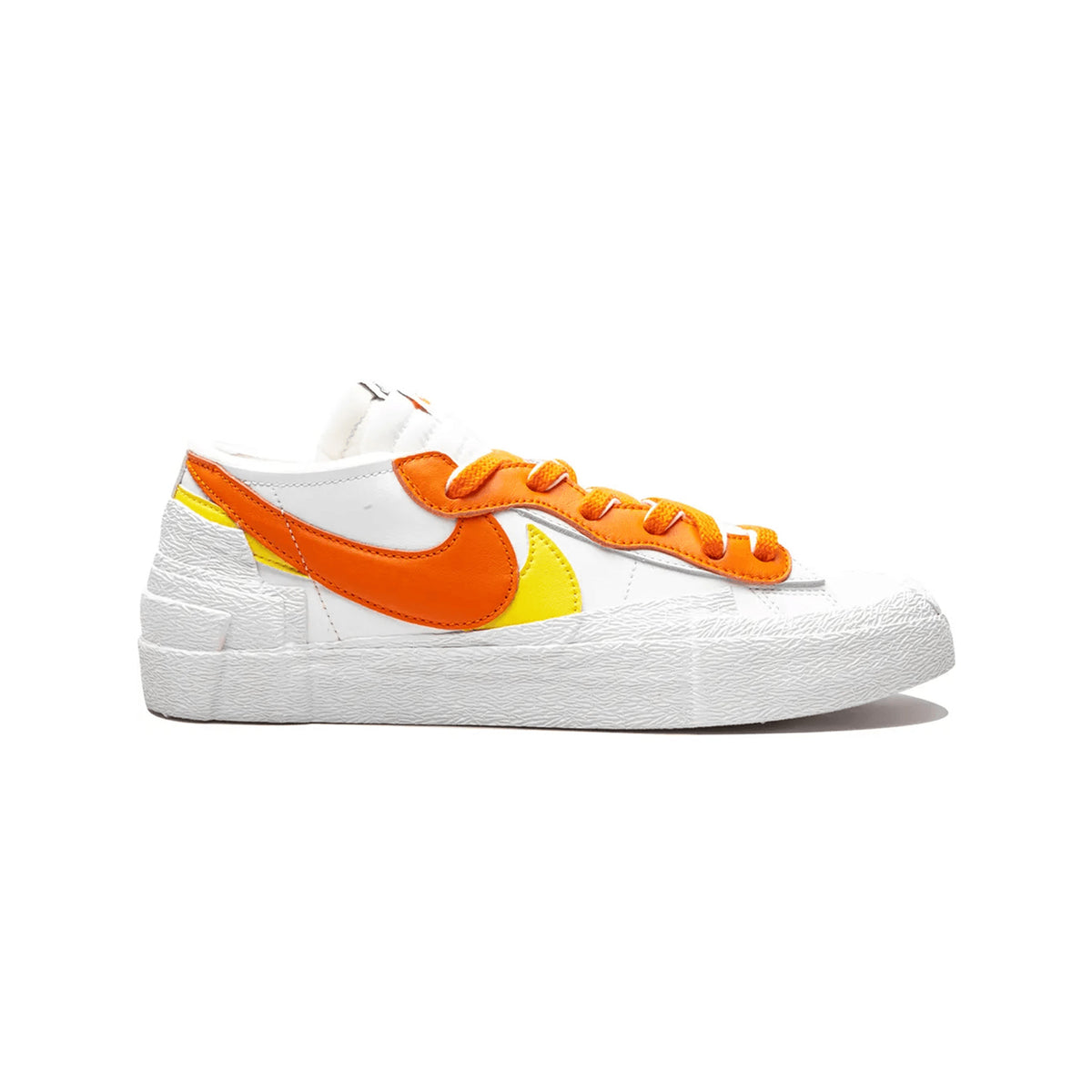 Nike Blazer Low Sacai White Magma Orange