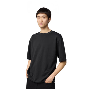 UNIQLO T-SHIRT (BLACK)